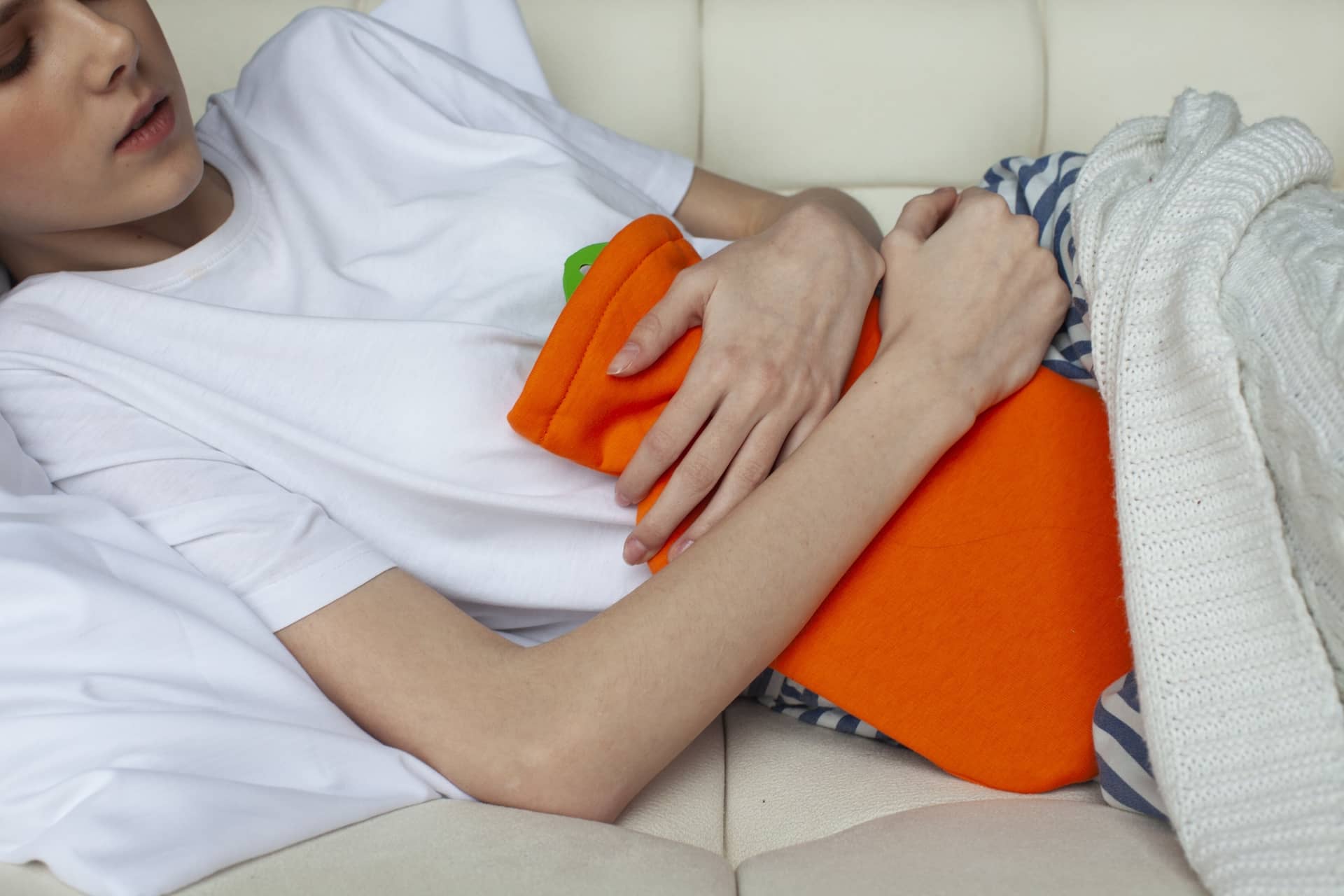 月経前症候群(pms)とはどんな病気？症状・原因・予防方や治療方を詳しく解説